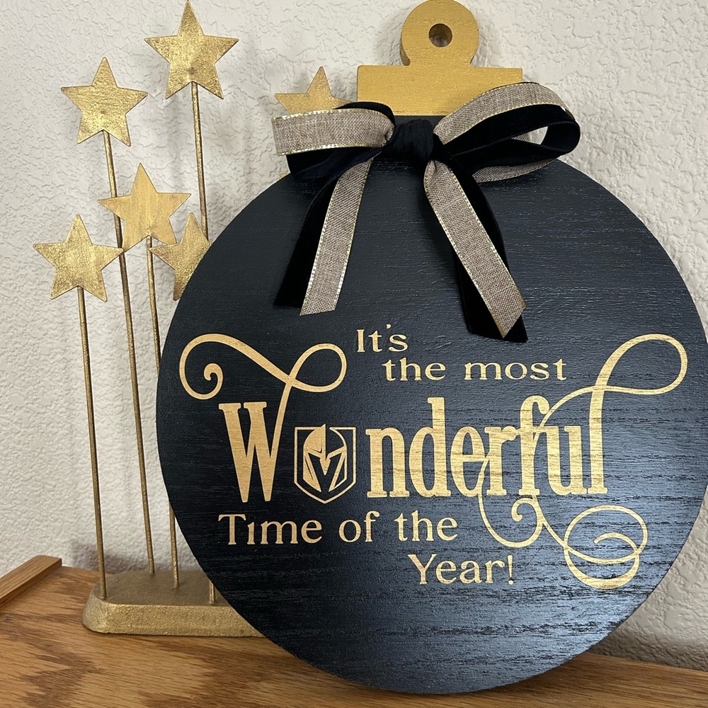 Vegas Golden Knights Black and Gold Holiday Wall Decor black velvet ribbon